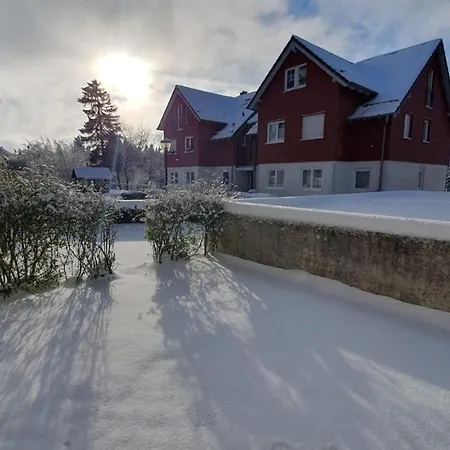 Wohlfuehl-ferienwohnung Mit Tiefgarage Im Gruenen