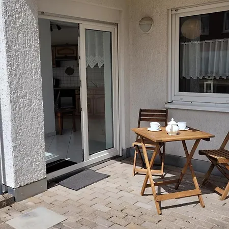 Apartamento Wohlfuehl-ferienwohnung Mit Tiefgarage Im Gruenen