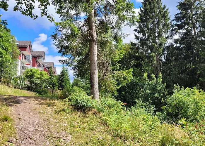 Wohlfühl-ferienwohnung Mit Tiefgarage Im Grünen Apartment *