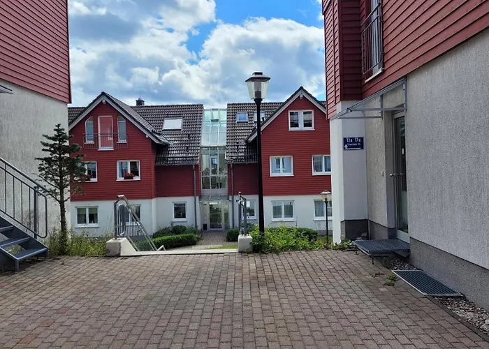 Wohlfühl-ferienwohnung Mit Tiefgarage Im Grünen * Oberhof (Thuringia)