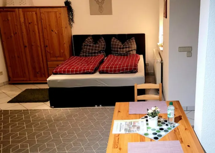 Wohlfühl-ferienwohnung Mit Tiefgarage Im Grünen * Oberhof (Thuringia)